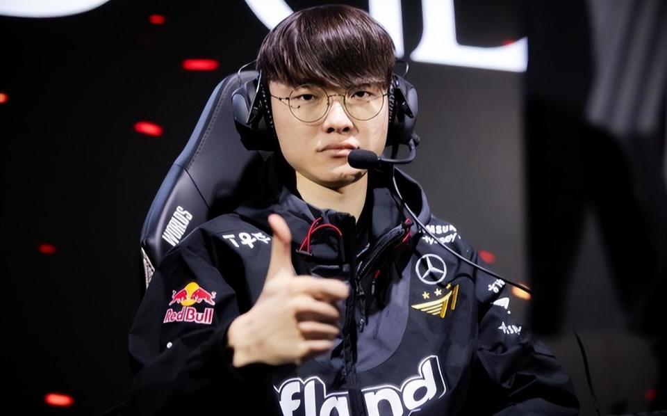 Rex Regum Qeon 击败 Gen.G Esports - VCT 2025： Pacific Stage 2