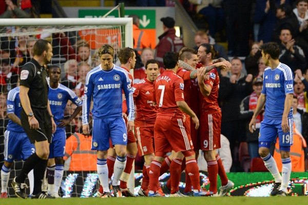 都体：尤文要求斯帕莱蒂遵守正装规定，比赛时不可以穿运动服