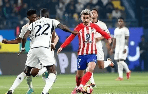 莫斯克拉：人们梦想赢得欧冠是正常的，但现在是11月赛季还长（莫斯克拉：渴望欧冠夺冠很正常，但现在才11月，赛季仍很漫长）